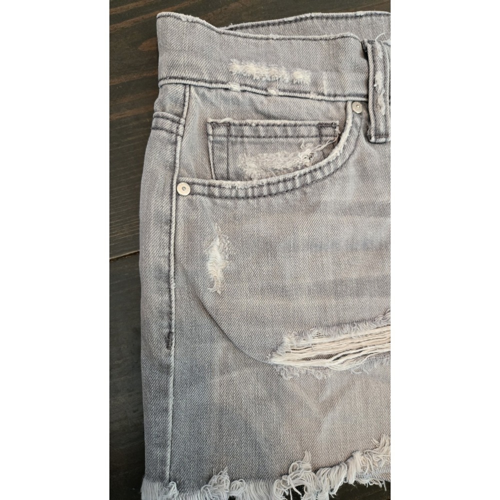 Retro Y2K Joe's Jeans Gabrielle Distressed Grey Jeans Cut Off Shorts Size 28 - Picture 4 of 11